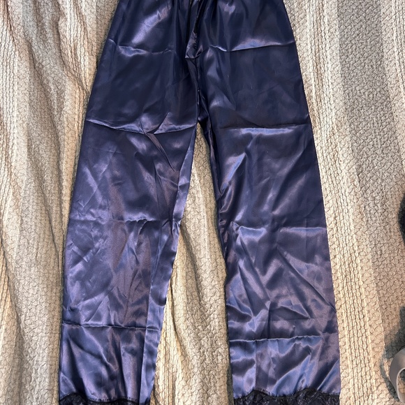 Shein Intimate Set - Picture 3 of 3